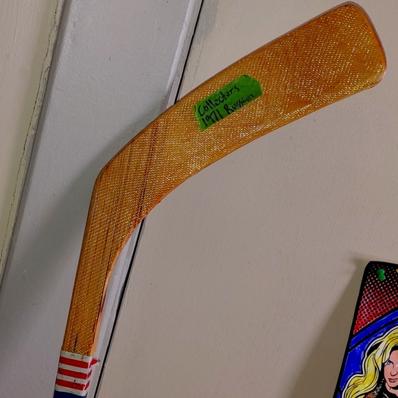 1971 HOCKEY STICK NEW VINTAGE RARE FIND - Picture 1 of 7